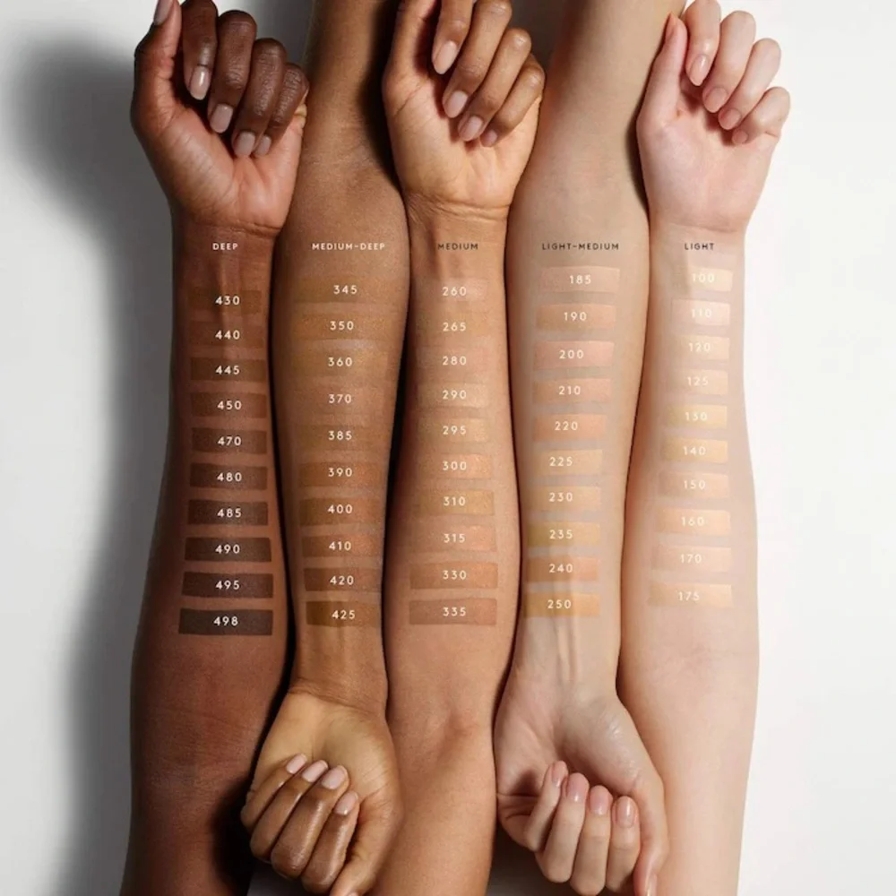 Fenty Beauty Soft’Lit Naturally Luminous Hydrating Longwear Foundation Shade 490